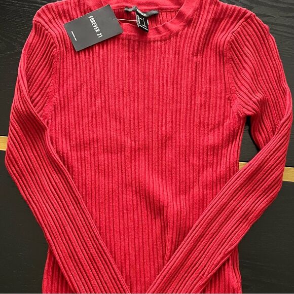 Forever 21 Sweater Size Small Red NWT - Picture 4 of 10